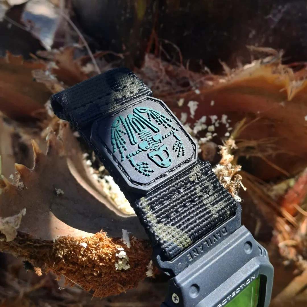 DW-5600 / GW-M5610 MOLLE Nylon installed