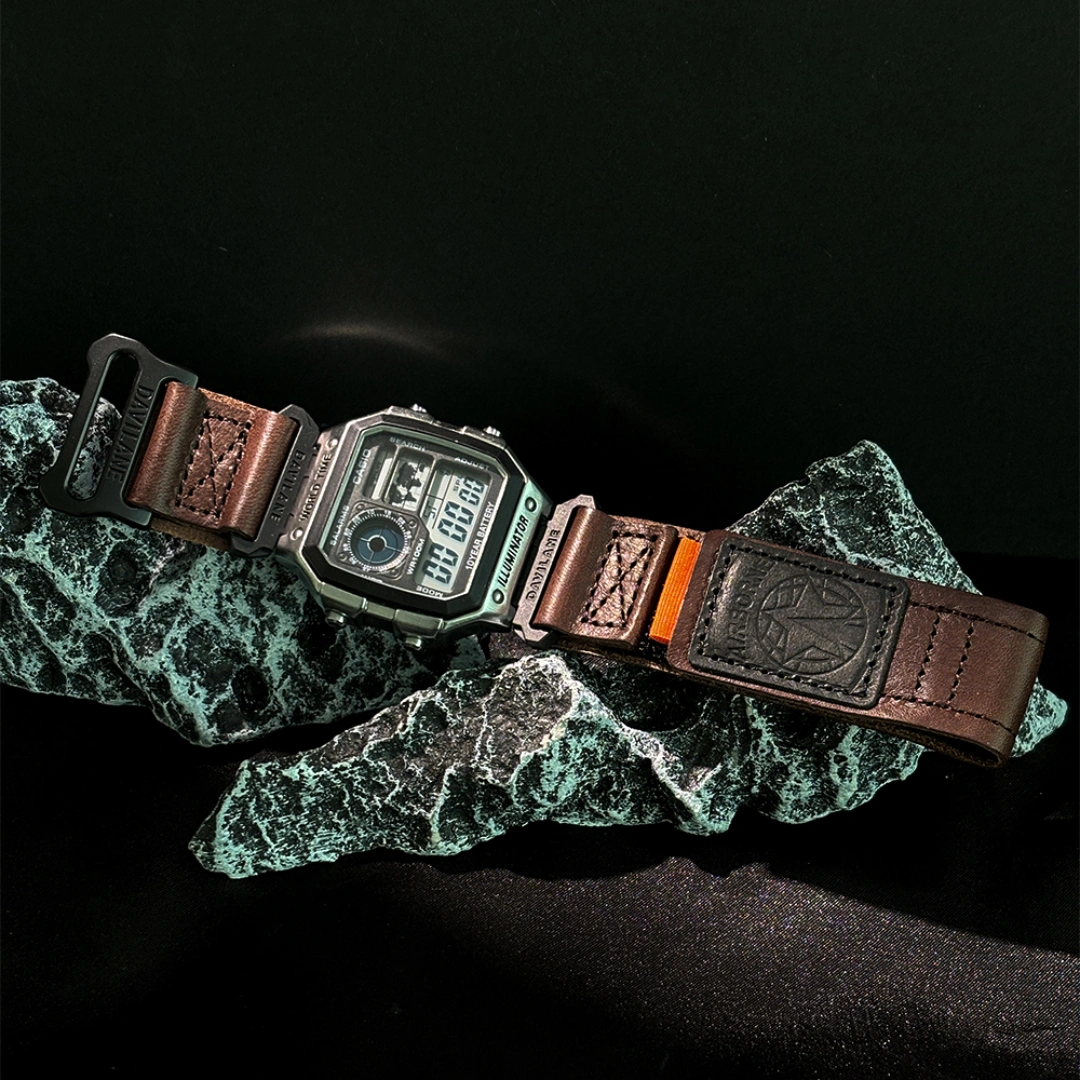 Brown Medium DV02 Air Borne Leather Watch Strap