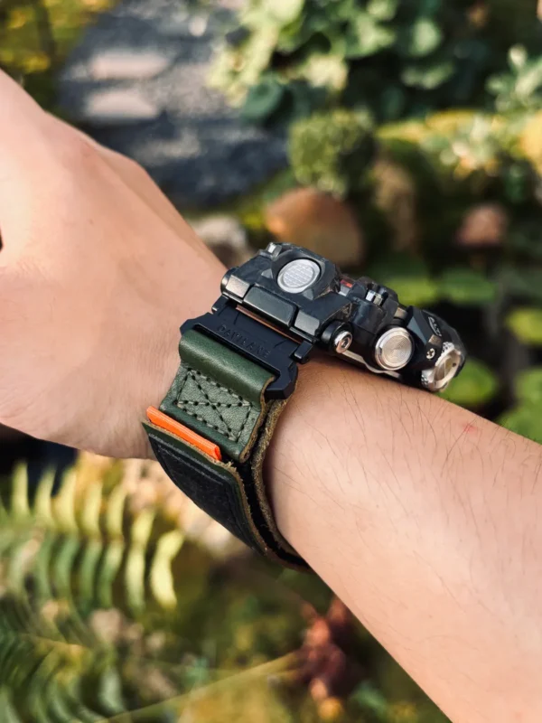 Green Leather Hook-and-Loop Watch Band for G-Shock GWG-2000