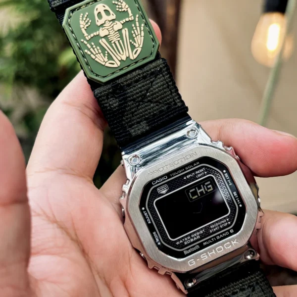 gmw-b5000-dv01-camo-black-06 Camo Black DAVILANE MOLLE Nylon watch band installed on G-Shock GMW-B5000