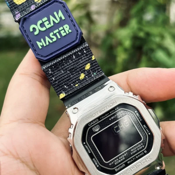 gmw-b5000-dv01-neon-blue-06 Neon Blue DAVILANE MOLLE Nylon watch band installed on G-Shock GMW-B5000