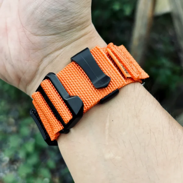 gmw-b5000-dv01-orange-03 Orange DAVILANE MOLLE Nylon watch band installed on G-Shock GMW-B5000